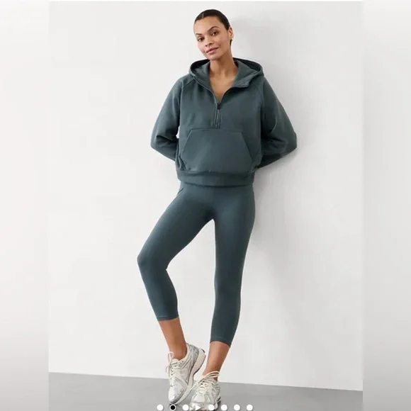 NWT Athleta Salutation Stash Eden Capri Size XXS - Picture 2 of 8